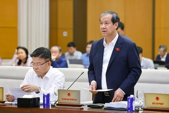 Lawmakers mull over sweeping package of education reforms - Ảnh 1.