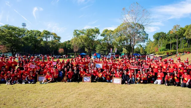 Great national unity festival held abroad for first time - Ảnh 1.