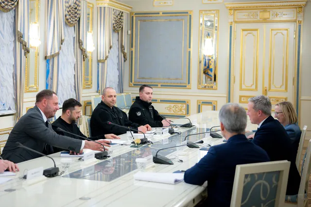 Mỹ, Nga thảo luận về kế hoạch hòa bình Ukraine - Ảnh 2.