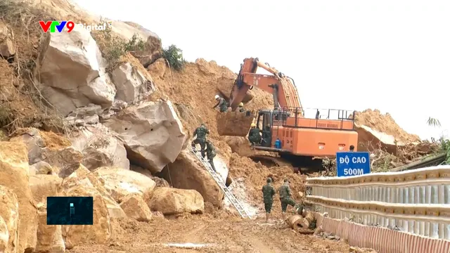 Dốc toàn lực xử lý hư hỏng trên đèo Khánh Lê