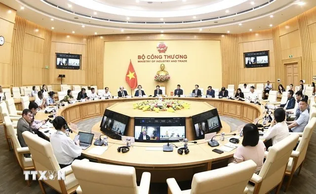 Deputy FM confident in future of Vietnam-EU relations - Ảnh 2.