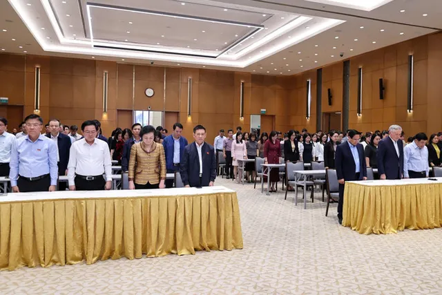 PM demands urgent post-typhoon resolution - Ảnh 1.