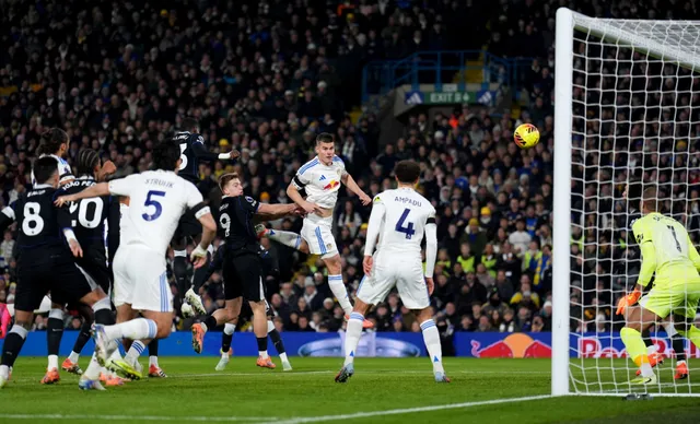 Chelsea gục ngã trước Leeds: Calvert-Lewin dạy cho hàng thủ The Blues một bài học- Ảnh 1. Chelsea gục ngã trước Leeds: Calvert-Lewin dạy cho hàng thủ The Blues một bài học- Ảnh 1.