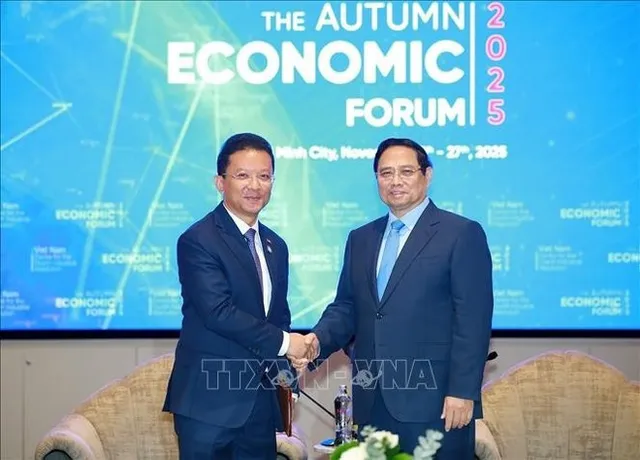 PM hosts int’l guests attending Autumn Economic Forum - Ảnh 2.