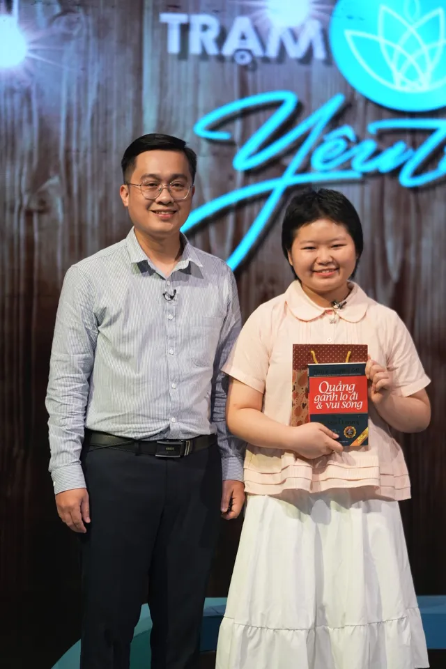 Station of Love: The resilient journey of an 18-year-old girl battling lymphoma - Ảnh 3.