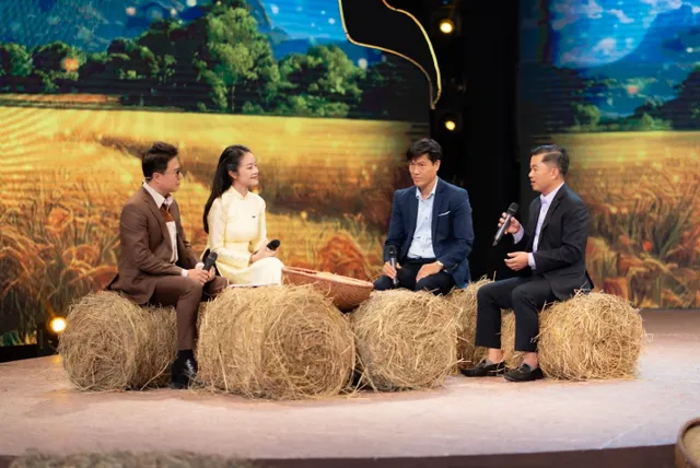 “Melodies of Vietnam: When the Land Calls the Seasons”: Inspires guests with  deeply humane stories. - Ảnh 2.