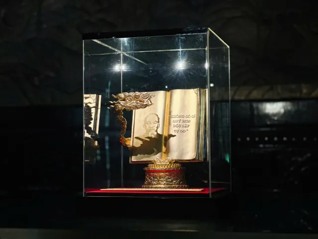 Kindness Buss “sparks of love” to warm up winter in Nghe An - Ảnh 4.