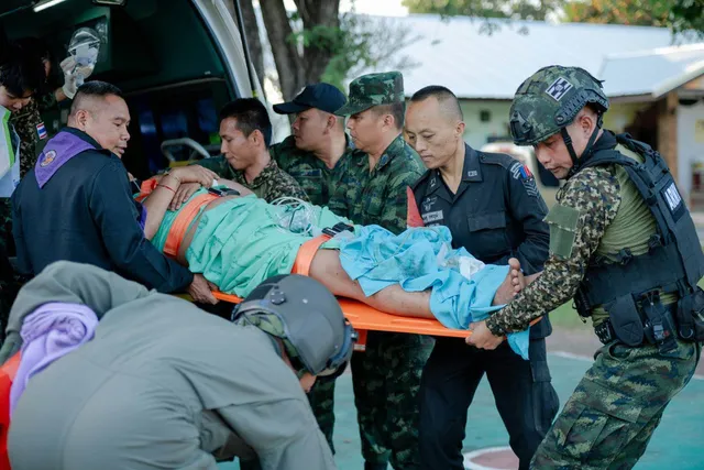 Campuchia thông báo thương vong tiếp tục tăng trong vụ giao tranh với Thái Lan - Ảnh 3.