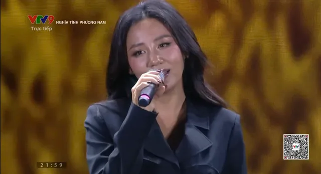 “Nghia Tinh Phuong Nam” Charity Concert Raises VND 25.01 Billion for Support Central Vietnam campaign of VTV’s Vietnamese Loving Heart Fund - Ảnh 7.