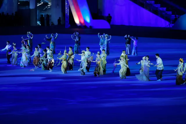 TRỰC TIẾP Lễ khai mạc SEA Games 33 - Ảnh 4.