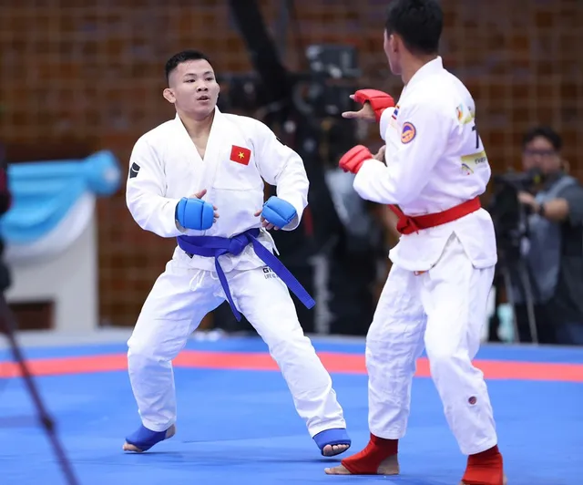 TRỰC TIẾP SEA Games 33 ngày 10/12: Thể thao Việt Nam có huy chương đầu tiên - Ảnh 1.