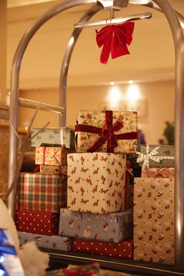 Christmas Giving Box (6).jpg