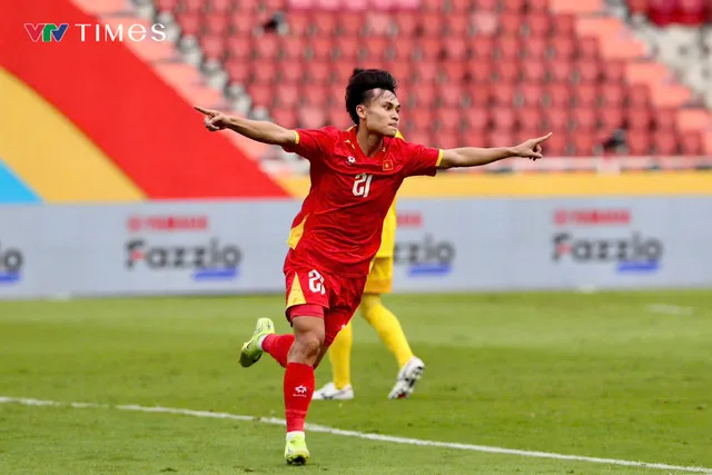 Việt Nam vươn lên vị trí thứ 2 trong bảng tổng sắp huy chương SEA Games 33- Ảnh 1.