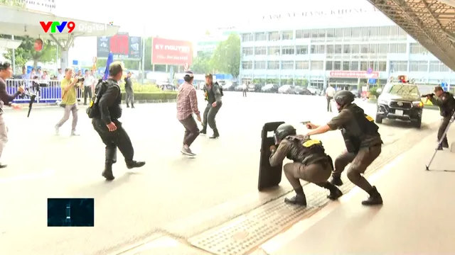 Diễn tập khẩn nguy an ninh hàng không