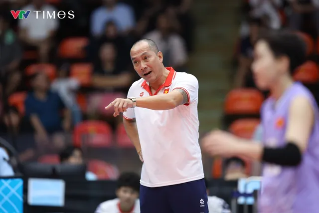 Bóng chuyền nữ Việt Nam toàn thắng vòng bảng, giành vé vào bán kết SEA Games 33- Ảnh 3.