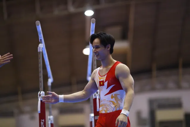 TRỰC TIẾP SEA Games 33 ngày 12/12: Đinh Phương Thành giành HCV thể dục dụng cụ - Ảnh 2.