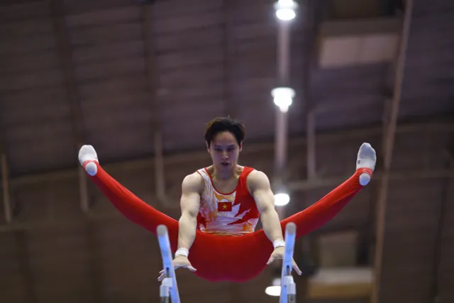 TRỰC TIẾP SEA Games 33 ngày 12/12: Đinh Phương Thành giành HCV thể dục dụng cụ - Ảnh 5.