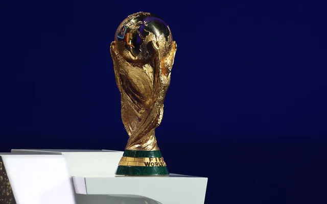 Giá vé World Cup 2026 gây phẫn nộ, người hâm mộ đối mặt chi phí “khổng lồ”- Ảnh 1. Giá vé World Cup 2026 gây phẫn nộ, người hâm mộ đối mặt chi phí “khổng lồ”- Ảnh 1.