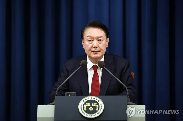 Hàn Quốc công bố kết quả điều tra về vụ thiết quân luật của cựu Tổng thống Yoon Suk Yeol- Ảnh 1. Hàn Quốc công bố kết quả điều tra về vụ thiết quân luật của cựu Tổng thống Yoon Suk Yeol- Ảnh 1.