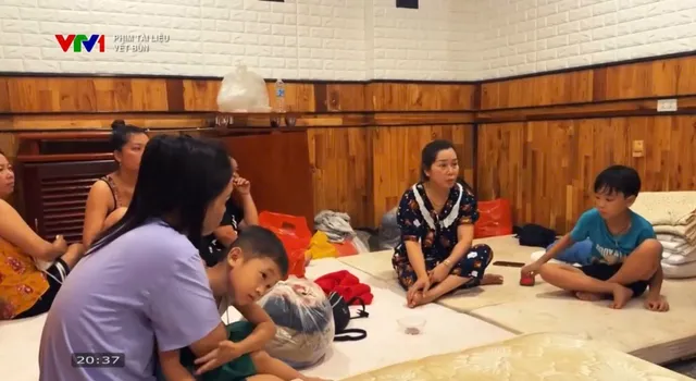 Documentary “Mud Traces”: Warmth of humanity amid the scars of a devastating flood - Ảnh 16.