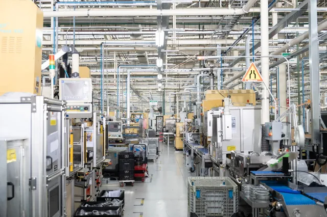 Accelerating decarbonization through energy efficiency - Ảnh 2.