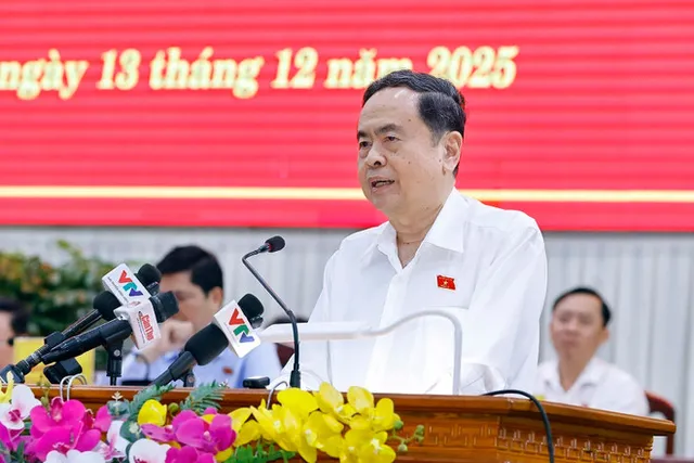 Top legislator meets Can Tho voters after 15th National Assembly’s 10th session - Ảnh 1.