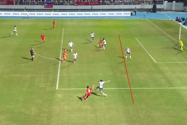 TRỰC TIẾP ĐT Việt Nam 0-0 ĐT Philippines: Trọng tài "đánh cắp" bàn thắng của tuyển nữ Việt Nam - Ảnh 1.