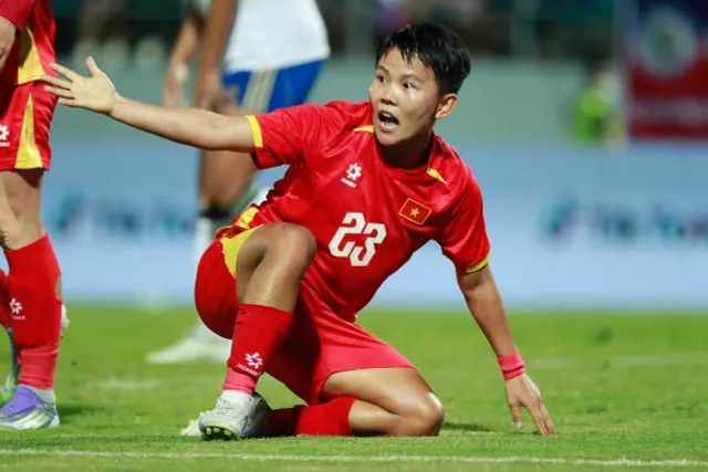 TRỰC TIẾP ĐT Việt Nam 0-0 ĐT Philippines: Trọng tài "đánh cắp" bàn thắng của tuyển nữ Việt Nam - Ảnh 3.