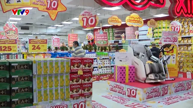 Mua sắm tết sớm: lựa chọn của nhiều gia đình