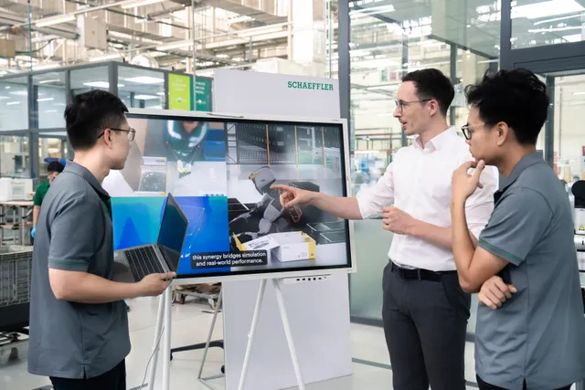 Advances digitalization through AI upskilling programs - Ảnh 1.