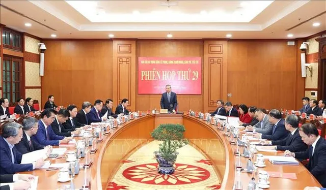 Party leader chairs 29th meeting of central steering committee for corruption control - Ảnh 1.