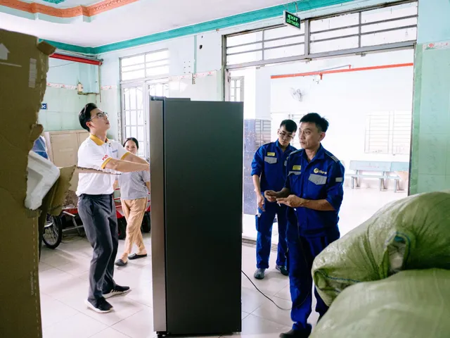 December episode of  Kindness Bus   Brings Warmth to a Home Built on the Word “Love” - Ảnh 7.