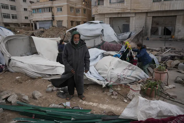 Mùa đông khắc nghiệt ở Dải Gaza - Ảnh 1.