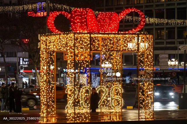 CẬP NHẬT: Thế giới hân hoan chờ đón năm mới 2026 - Ảnh 2.