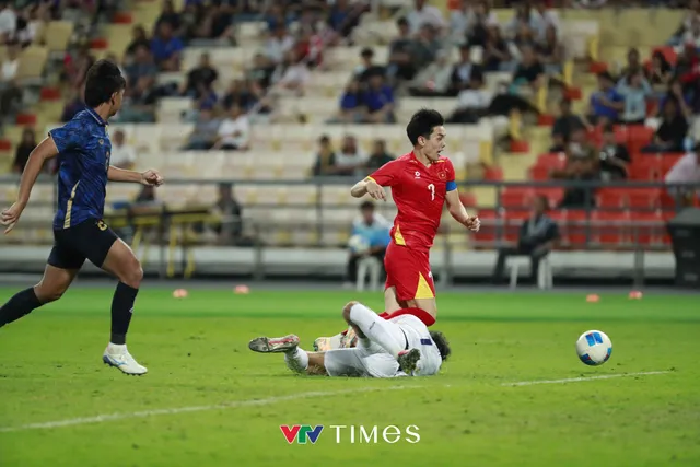 Bóng đá Việt Nam và dấu ấn HLV Kim Sang-Sik: Thành công không tới từ những phép màu- Ảnh 6. Bóng đá Việt Nam và dấu ấn HLV Kim Sang-Sik: Thành công không tới từ những phép màu- Ảnh 6.