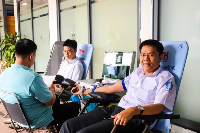 Gần 100.000 thanh niên TP Hồ Chí Minh tham gia chiến dịch Xuân tình nguyện  - Ảnh 6.