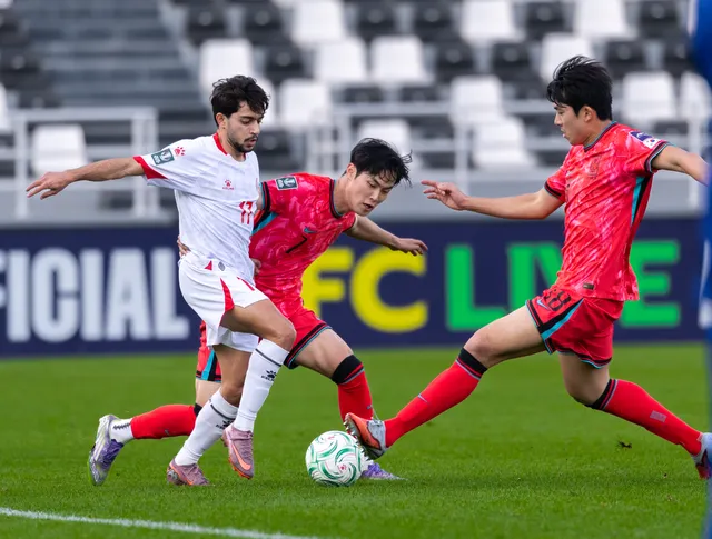 U23 Hàn Quốc có chiến thắng đầu tiên tại VCK U23 châu Á- Ảnh 1.