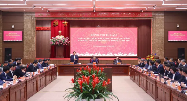 Strong legal framework needed for Hanoi’s development, innovation: Party chief - Ảnh 1.