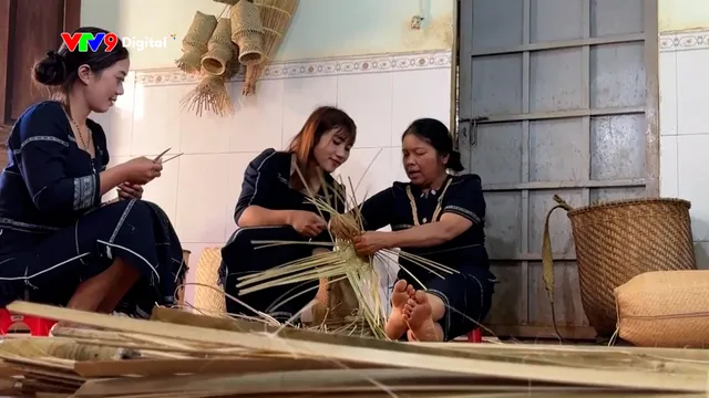 Giữ hồn nghề đan gùi