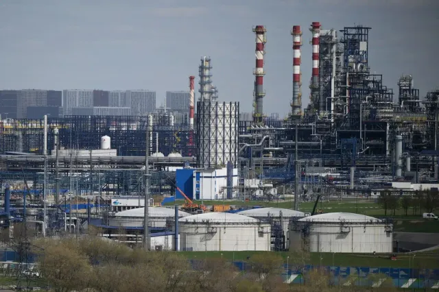 Ukraine tuyên bố tấn công chính xác các giàn khoan dầu của Nga trên biển Caspi- Ảnh 2. Ukraine tuyên bố tấn công chính xác các giàn khoan dầu của Nga trên biển Caspi- Ảnh 2.