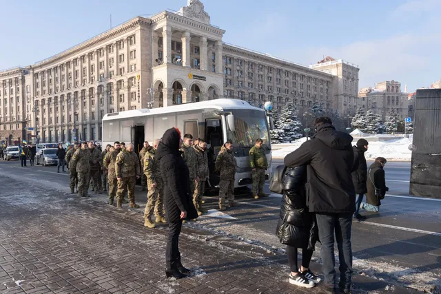 Tình hình tại Ukraine ngày càng trầm trọng- Ảnh 5. Tình hình tại Ukraine ngày càng trầm trọng- Ảnh 5.