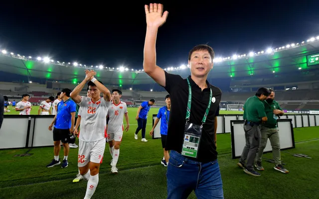 HLV Kim Sang Sik tự tin đối đầu U23 UAE- Ảnh 2.