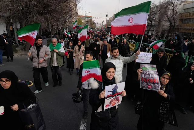 Các nước vùng Vịnh nỗ lực ngăn chặn căng thẳng Mỹ - Iran leo thang - Ảnh 1. Các nước vùng Vịnh nỗ lực ngăn chặn căng thẳng Mỹ - Iran leo thang - Ảnh 1.