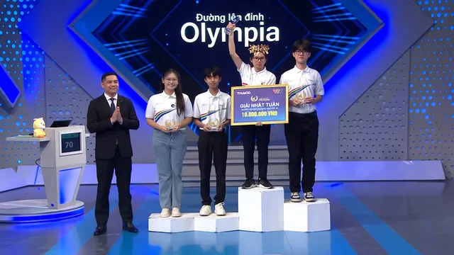 Road to Olympia Mount: Schoolgirl from Quang Tri Wins the Laurel Wreath with 300 Points - Ảnh 9.