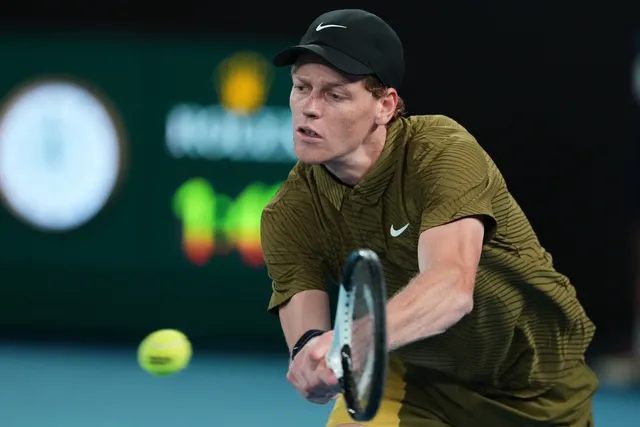 Jannik Sinner áp đảo James Duckworth 3-0: Bản lĩnh nhà vô địch tại Australia mở rộng- Ảnh 2. Jannik Sinner áp đảo James Duckworth 3-0: Bản lĩnh nhà vô địch tại Australia mở rộng- Ảnh 2.