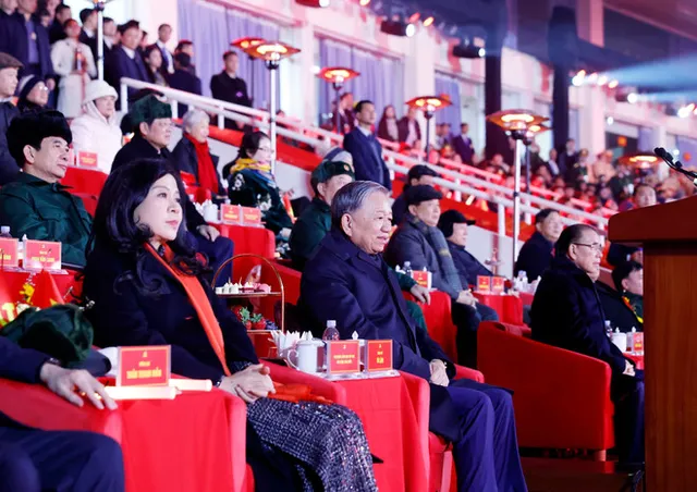 Special music shows celebrate success of 14th National Party Congress - Ảnh 1.