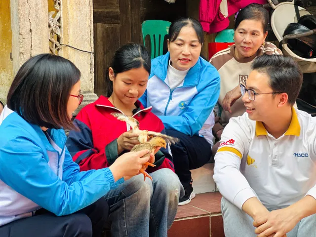 Kindness Bus in January: When Little Chicks Nurture the Dream of Going to School for Disadvantaged Students - Ảnh 5.