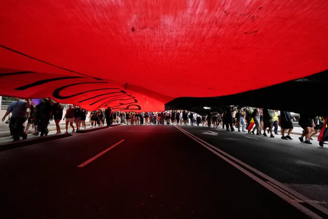 Quốc khánh Australia chứng kiến biểu tình “Invasion Day” và phản đối nhập cư - Ảnh 1.