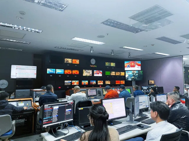 Special Program “Under the Glorious Flag of the Party” Celebrates the 14th National Congress of the Communist Party of Vietnam. - Ảnh 3.