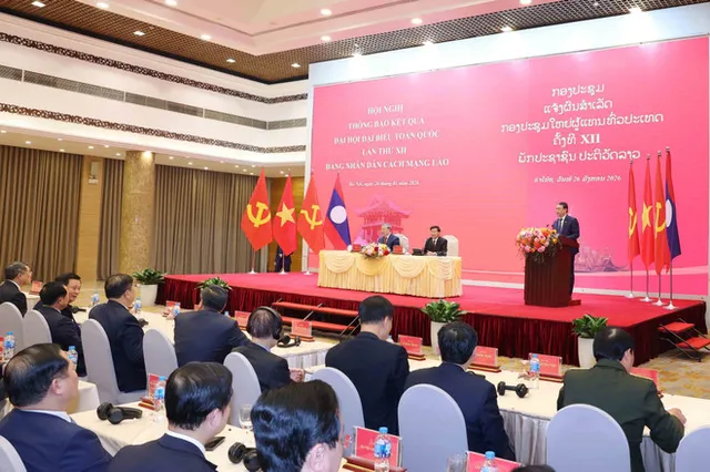 Top Lao leader briefs on outcomes of LPRPs 12th National Congress in Hanoi - Ảnh 1.